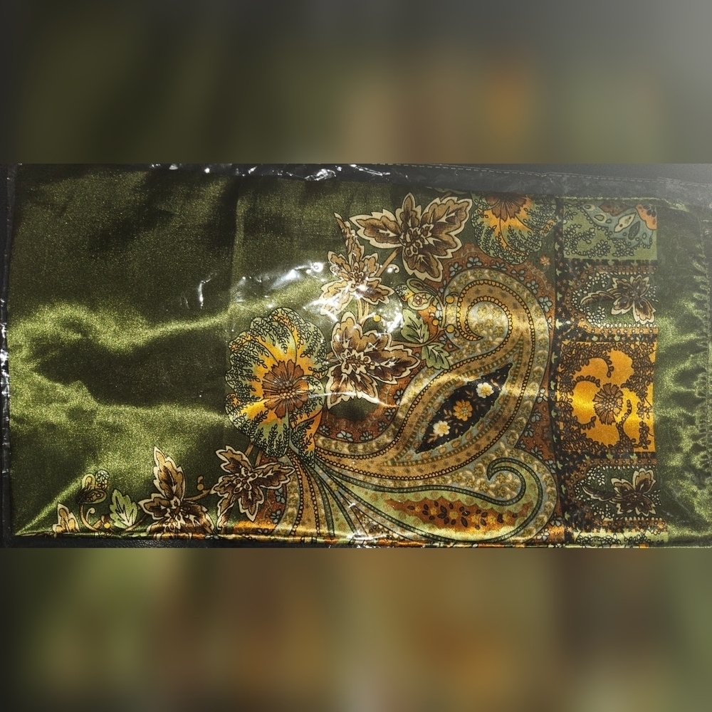 Paisley Floral Scarf in Green and Gold